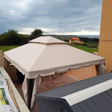 Con Vistas Al Mar Y Aparcamiento Gratis Lejlighed Suances Eksteriør billede