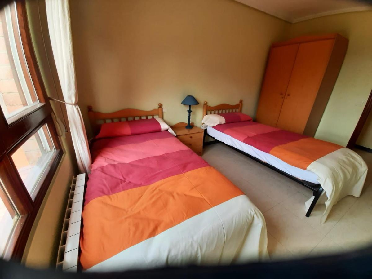 Con Vistas Al Mar Y Aparcamiento Gratis Lejlighed Suances Eksteriør billede